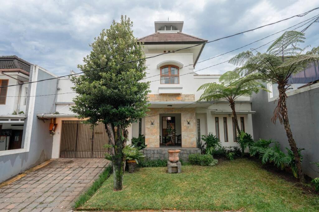 Pasteur Beautiful Luxury Home Bandung Esterno foto